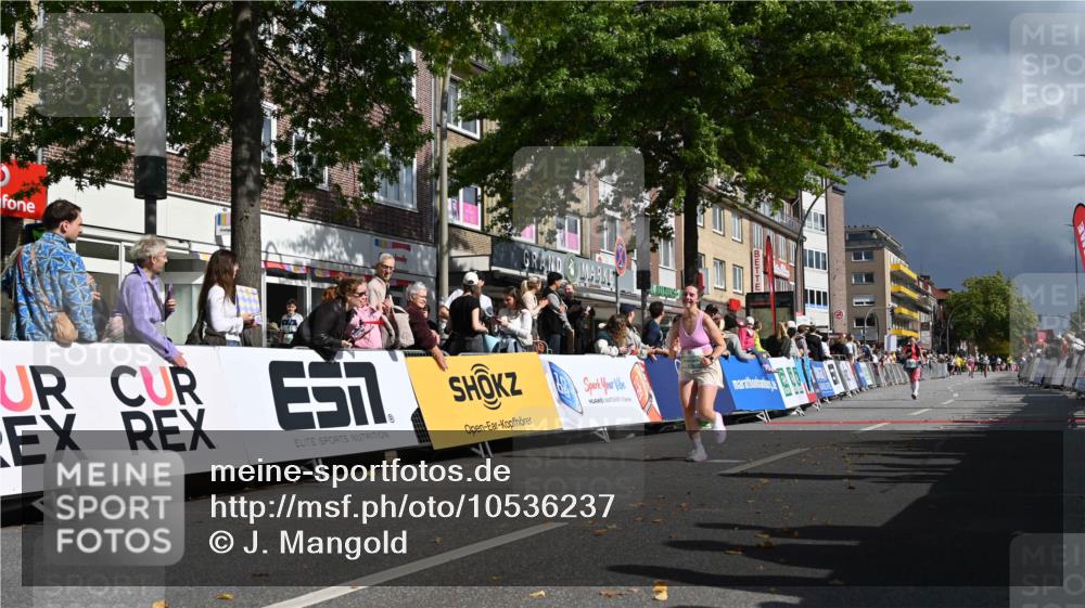 20.09.2026 - PSD Bank Halbmarathon J. Mangold http://msf.ph/oto/10536237 20.09.2026 12:26:42 Ziel 1738, 2021, 2295, 2538 meine-sportfotos.de