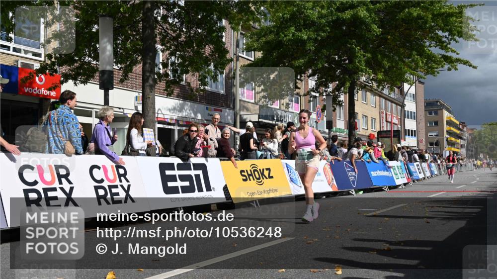 20.09.2026 - PSD Bank Halbmarathon J. Mangold http://msf.ph/oto/10536248 20.09.2026 12:26:43 Ziel 1738, 2021, 2295, 2538 meine-sportfotos.de