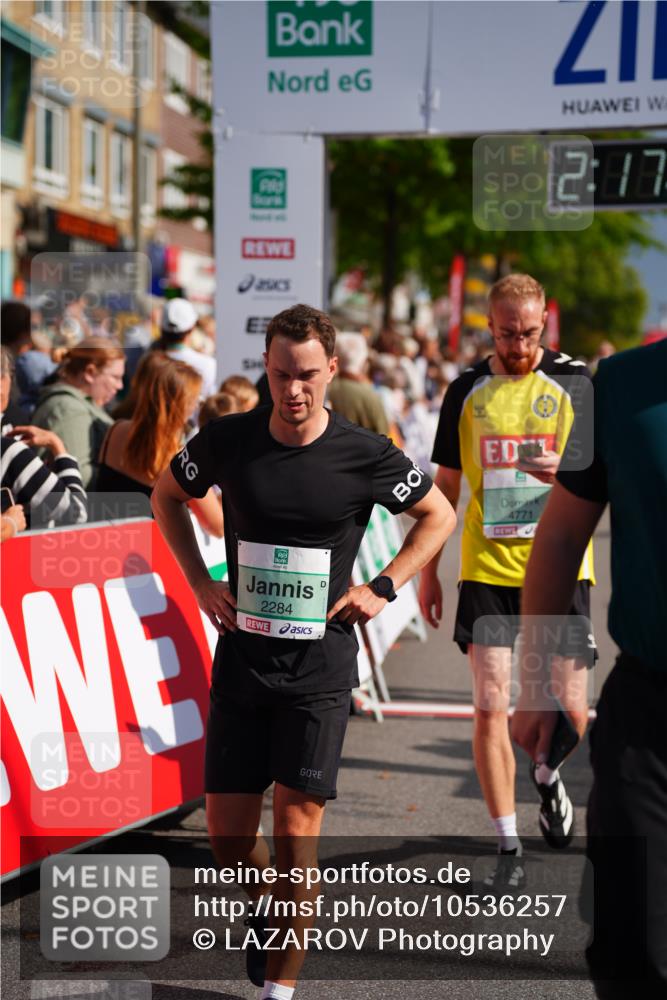 20.09.2026 - PSD Bank Halbmarathon LAZAROV Photography http://msf.ph/oto/10536257 20.09.2026 12:17:39 Ziel 1603, 1731, 2236, 2284, 2391, 2795, 2901, 3233, 4051, 4088, 4771 meine-sportfotos.de