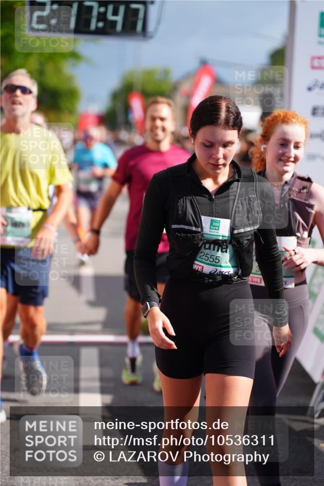 20.09.2026 - PSD Bank Halbmarathon LAZAROV Photography http://msf.ph/oto/10536311 20.09.2026 12:17:46 Ziel 1256, 1731, 2005, 2555, 3086, 3162, 3347, 3502, 3703, 4051, 4258 meine-sportfotos.de
