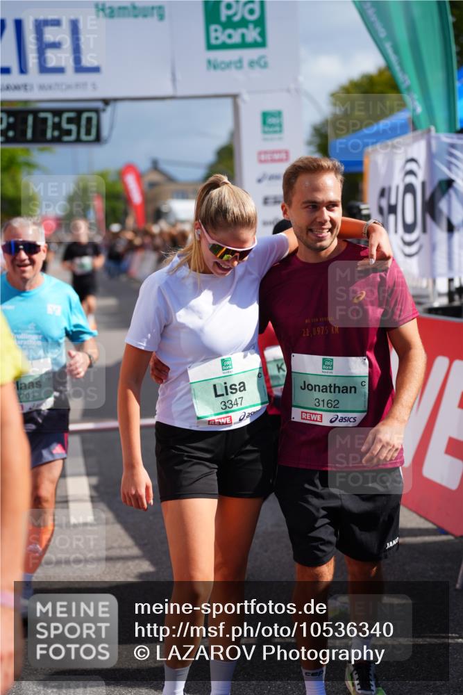 20.09.2026 - PSD Bank Halbmarathon LAZAROV Photography http://msf.ph/oto/10536340 20.09.2026 12:17:49 Ziel 1256, 1731, 2005, 2555, 3086, 3162, 3347, 3502, 3703, 3794, 3905, 4051, 4258 meine-sportfotos.de