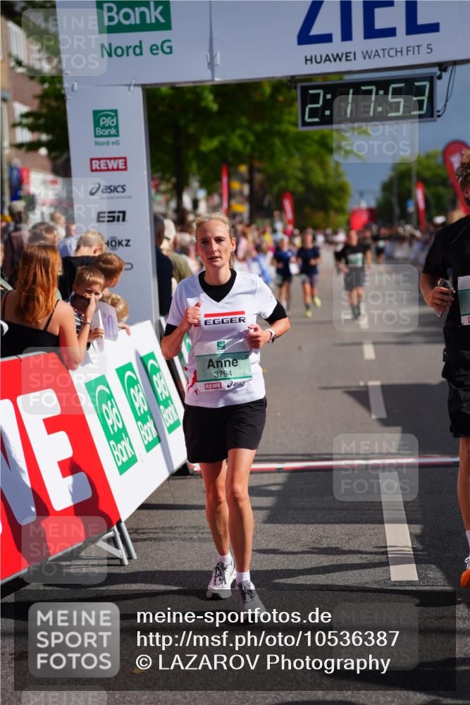 20.09.2026 - PSD Bank Halbmarathon LAZAROV Photography http://msf.ph/oto/10536387 20.09.2026 12:17:53 Ziel 1256, 2005, 3086, 3162, 3347, 3703, 3794, 3905 meine-sportfotos.de