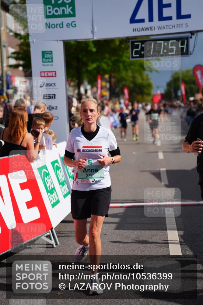 20.09.2026 - PSD Bank Halbmarathon LAZAROV Photography http://msf.ph/oto/10536399 20.09.2026 12:17:53 Ziel 1256, 2005, 3086, 3162, 3347, 3703, 3794, 3905 meine-sportfotos.de