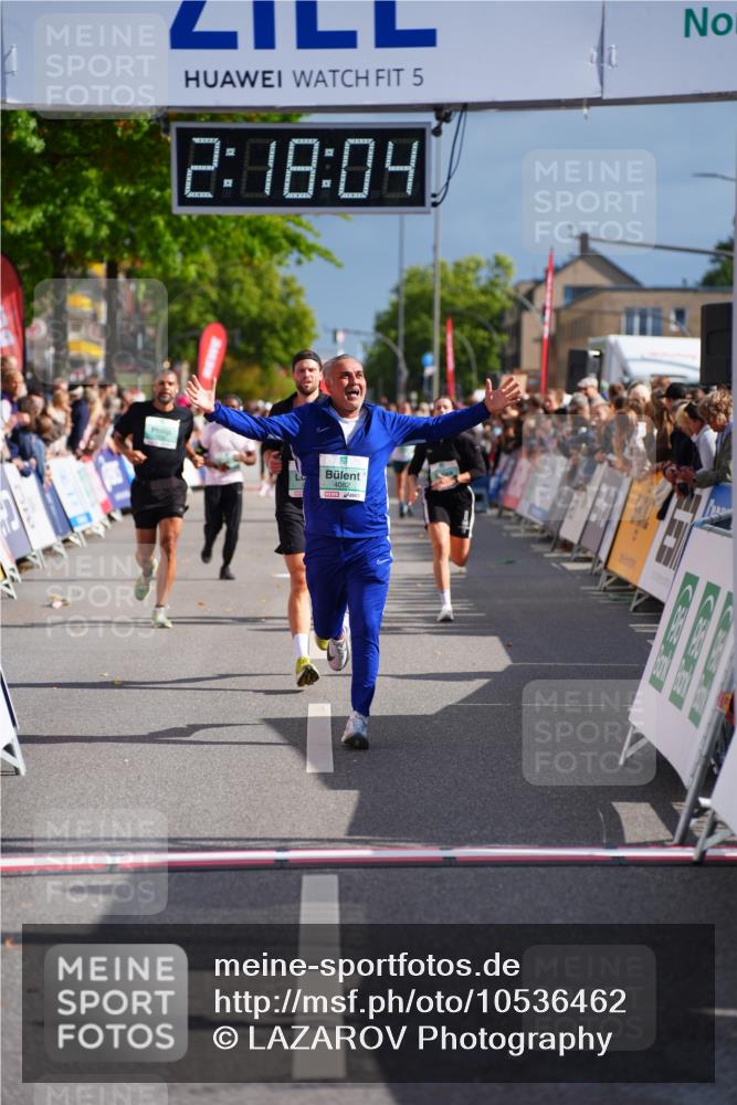 20.09.2026 - PSD Bank Halbmarathon LAZAROV Photography http://msf.ph/oto/10536462 20.09.2026 12:18:04 Ziel 1352, 1613, 1868, 2435, 2653, 3258, 4082, 4171 meine-sportfotos.de