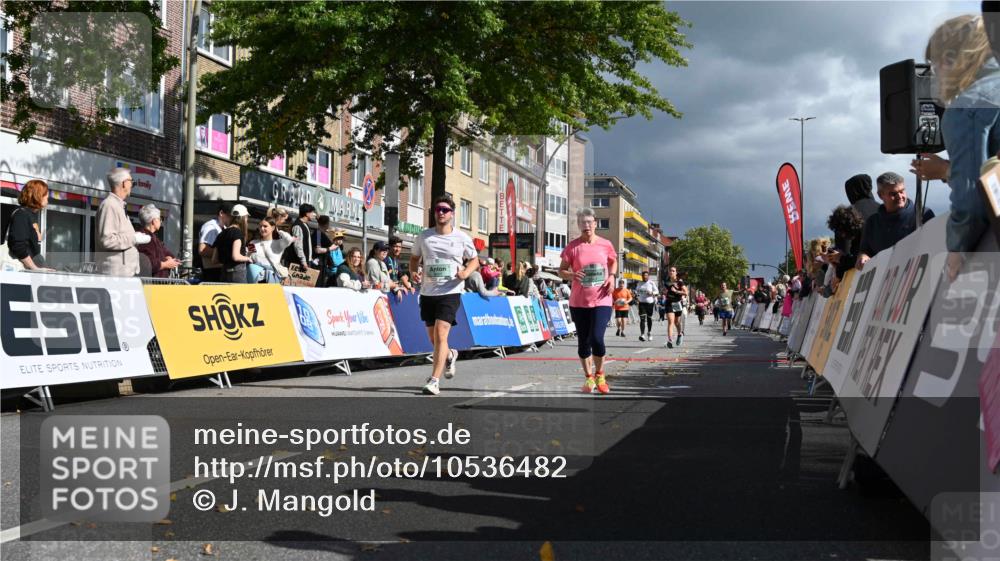 20.09.2026 - PSD Bank Halbmarathon J. Mangold http://msf.ph/oto/10536482 20.09.2026 12:27:31 Ziel 2444, 2943, 3564, 3947, 4003, 4187, 4242, 4244, 4264, 4792 meine-sportfotos.de