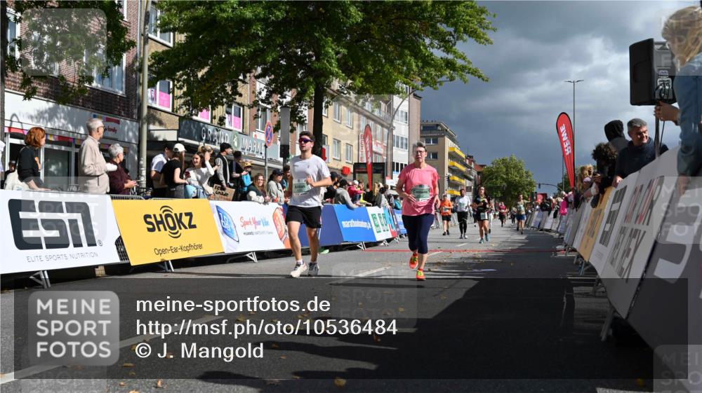 20.09.2026 - PSD Bank Halbmarathon J. Mangold http://msf.ph/oto/10536484 20.09.2026 12:27:31 Ziel 2444, 2943, 3564, 3947, 4003, 4187, 4242, 4244, 4264, 4792 meine-sportfotos.de