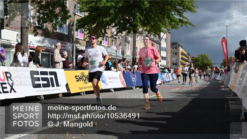 20.09.2026 - PSD Bank Halbmarathon J. Mangold http://msf.ph/oto/10536491 20.09.2026 12:27:32 Ziel 2444, 2943, 3564, 3947, 4003, 4187, 4242, 4244, 4264, 4792 meine-sportfotos.de