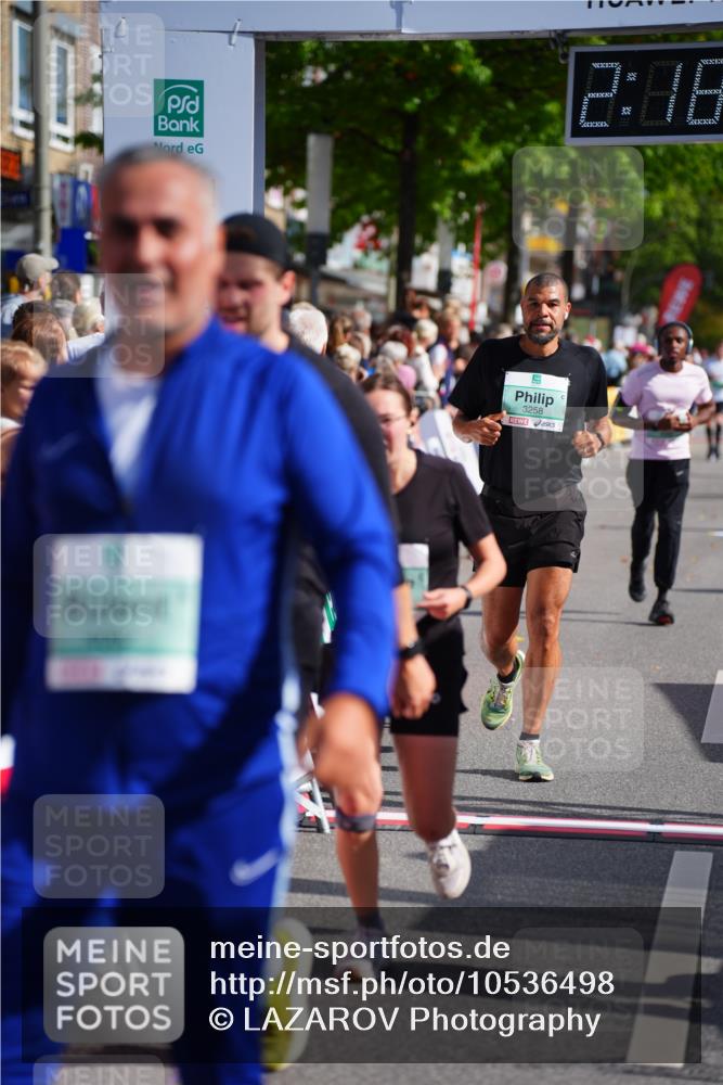 20.09.2026 - PSD Bank Halbmarathon LAZAROV Photography http://msf.ph/oto/10536498 20.09.2026 12:18:07 Ziel 1613, 1868, 2435, 2653, 3258, 4082, 4171, 4582 meine-sportfotos.de