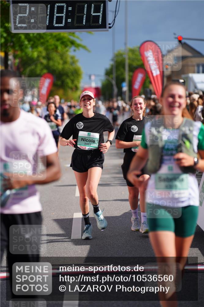 20.09.2026 - PSD Bank Halbmarathon LAZAROV Photography http://msf.ph/oto/10536560 20.09.2026 12:18:14 Ziel 2435, 2653, 3258, 3331, 3361, 3463, 4171, 4300, 4582 meine-sportfotos.de