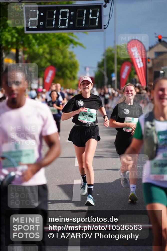 20.09.2026 - PSD Bank Halbmarathon LAZAROV Photography http://msf.ph/oto/10536563 20.09.2026 12:18:14 Ziel 2435, 2653, 3258, 3331, 3361, 3463, 4171, 4300, 4582 meine-sportfotos.de
