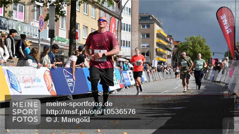20.09.2026 - PSD Bank Halbmarathon J. Mangold http://msf.ph/oto/10536576 20.09.2026 12:27:47 Ziel 1517, 2427, 3594, 4586, 4587 meine-sportfotos.de