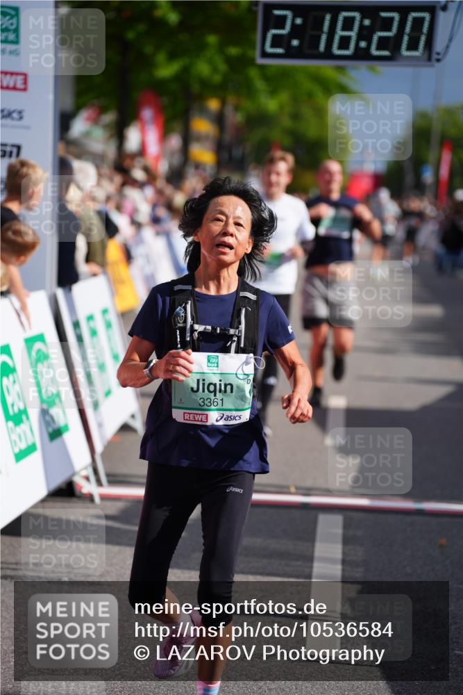 20.09.2026 - PSD Bank Halbmarathon LAZAROV Photography http://msf.ph/oto/10536584 20.09.2026 12:18:19 Ziel 3152, 3331, 3361, 3463, 4300, 4582, 4630 meine-sportfotos.de