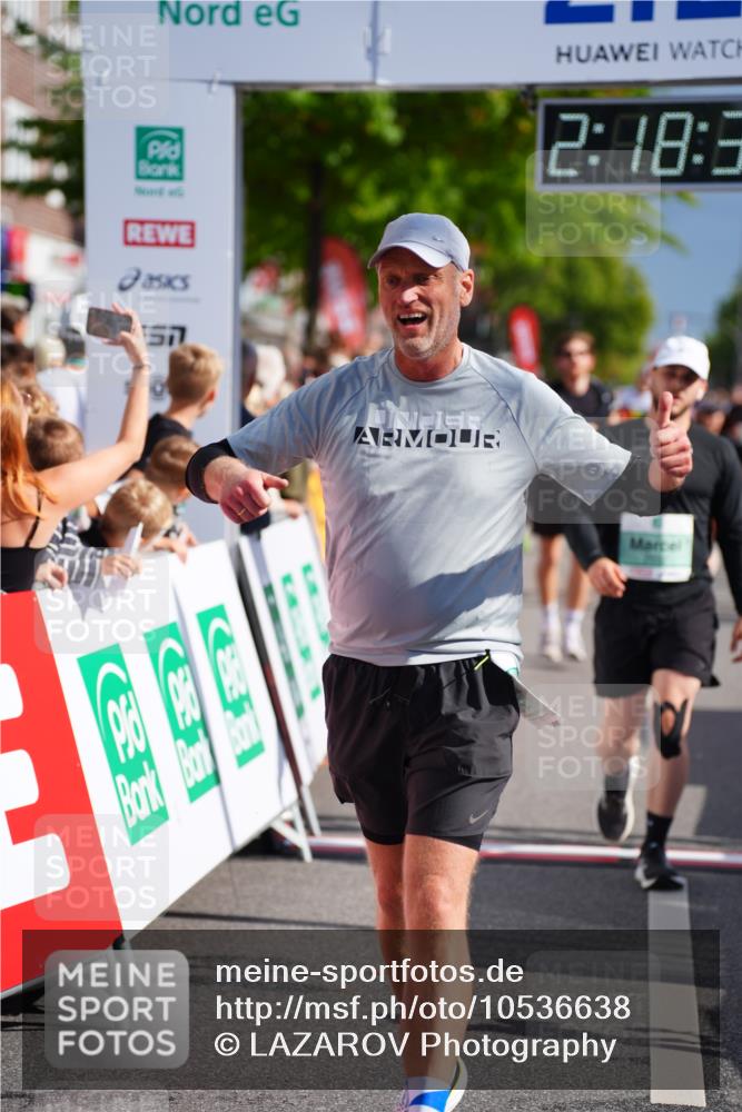20.09.2026 - PSD Bank Halbmarathon LAZAROV Photography http://msf.ph/oto/10536638 20.09.2026 12:18:30 Ziel 1011, 2032, 2628, 4049, 4159, 4370 meine-sportfotos.de
