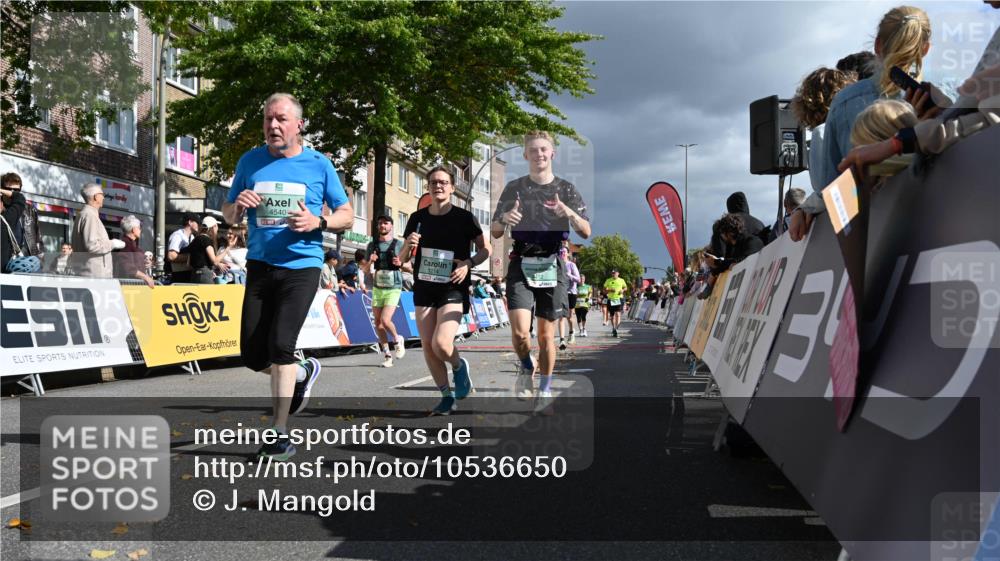 20.09.2026 - PSD Bank Halbmarathon J. Mangold http://msf.ph/oto/10536650 20.09.2026 12:28:08 Ziel 1214, 1367, 1421, 2172, 2717, 3958, 3959, 4412, 4455, 4540, 4557 meine-sportfotos.de