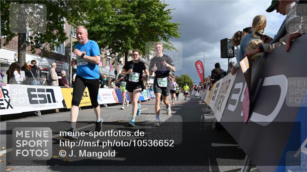 20.09.2026 - PSD Bank Halbmarathon J. Mangold http://msf.ph/oto/10536652 20.09.2026 12:28:08 Ziel 1214, 1367, 1421, 2172, 2717, 3958, 3959, 4412, 4455, 4540, 4557 meine-sportfotos.de