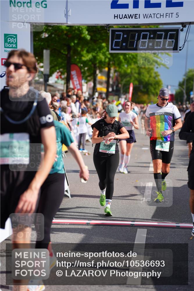 20.09.2026 - PSD Bank Halbmarathon LAZAROV Photography http://msf.ph/oto/10536693 20.09.2026 12:18:35 Ziel 1011, 1270, 2032, 2413, 2628, 2867, 3409, 3806, 3875, 4049, 4159, 4370 meine-sportfotos.de