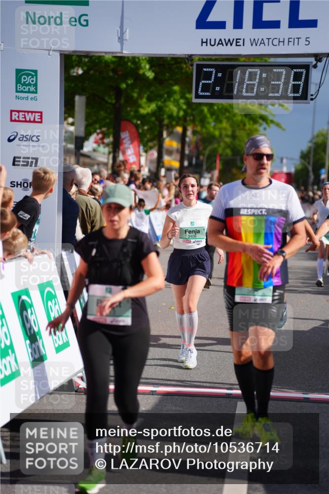 20.09.2026 - PSD Bank Halbmarathon LAZAROV Photography http://msf.ph/oto/10536714 20.09.2026 12:18:37 Ziel 1011, 1270, 2032, 2121, 2413, 2628, 2867, 3084, 3409, 3540, 3806, 3875, 4159 meine-sportfotos.de