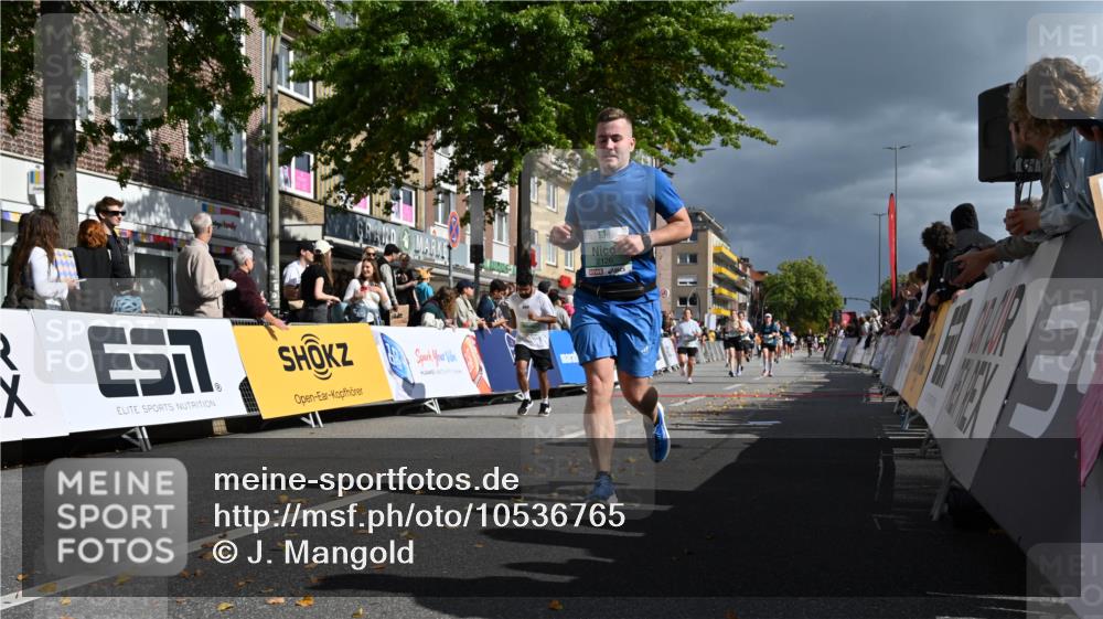 20.09.2026 - PSD Bank Halbmarathon J. Mangold http://msf.ph/oto/10536765 20.09.2026 12:28:33 Ziel 1307, 1349, 1434, 1938, 1974, 2126, 2731, 2849, 2961, 3032, 3925 meine-sportfotos.de
