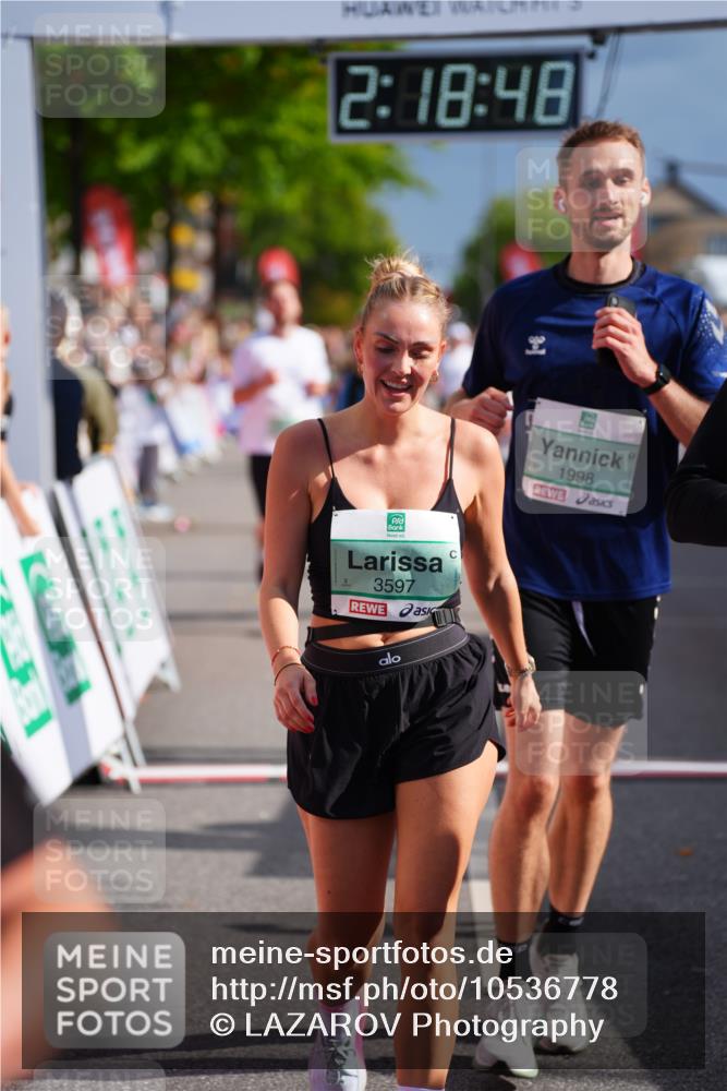 20.09.2026 - PSD Bank Halbmarathon LAZAROV Photography http://msf.ph/oto/10536778 20.09.2026 12:18:48 Ziel 1223, 1424, 1425, 1694, 1998, 2121, 2137, 2912, 3084, 3540, 3597, 3616, 3736 meine-sportfotos.de