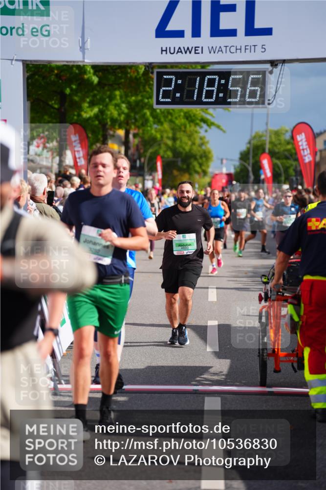 20.09.2026 - PSD Bank Halbmarathon LAZAROV Photography http://msf.ph/oto/10536830 20.09.2026 12:18:56 Ziel 1223, 1694, 2912, 2936, 3082, 3252, 3736, 4693 meine-sportfotos.de