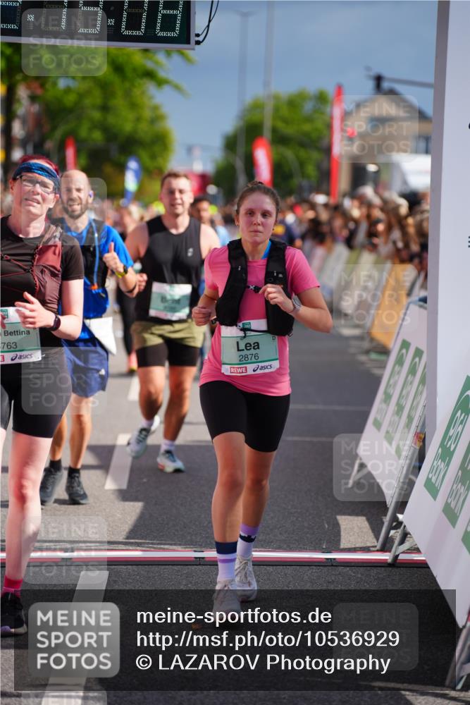 20.09.2026 - PSD Bank Halbmarathon LAZAROV Photography http://msf.ph/oto/10536929 20.09.2026 12:19:07 Ziel 1283, 1489, 2772, 2812, 2876, 2911, 3290, 3384, 3637, 3763, 4086, 4338 meine-sportfotos.de