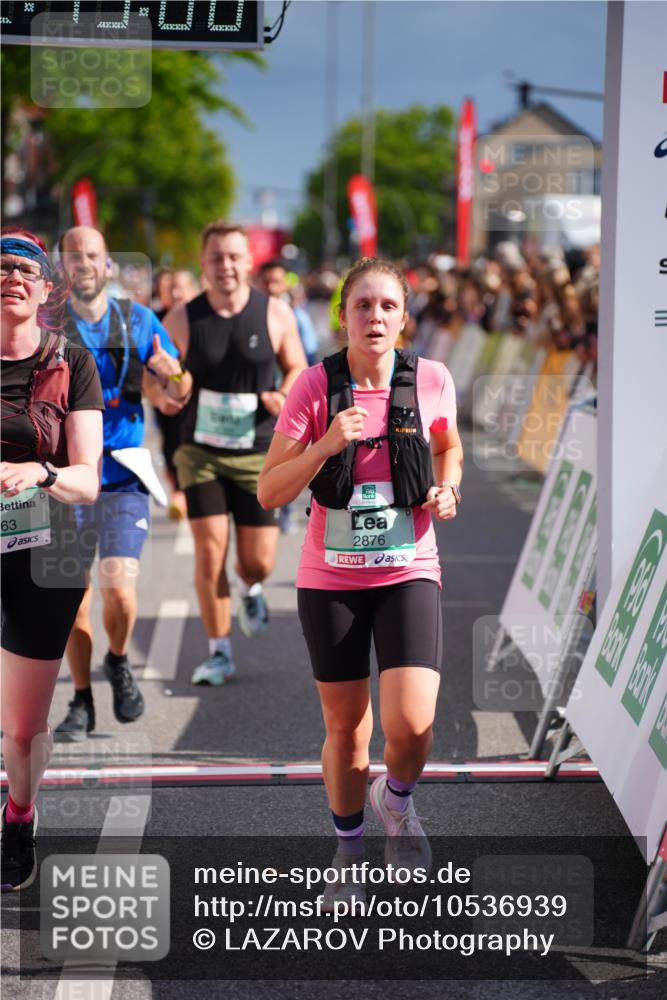 20.09.2026 - PSD Bank Halbmarathon LAZAROV Photography http://msf.ph/oto/10536939 20.09.2026 12:19:08 Ziel 1283, 1489, 2772, 2812, 2876, 2911, 3290, 3384, 3637, 3763, 4086, 4338 meine-sportfotos.de