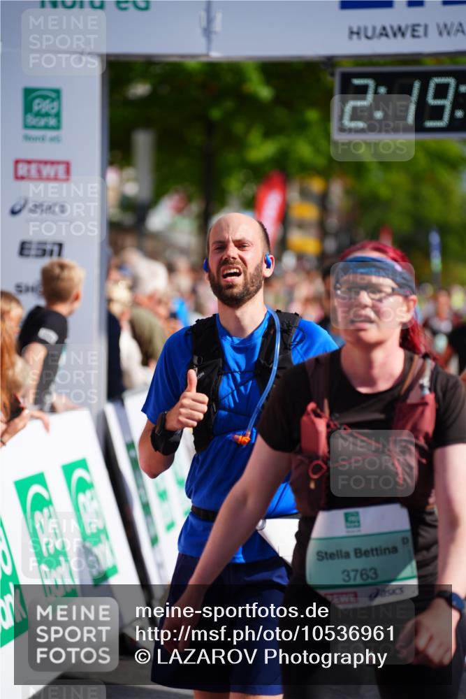 20.09.2026 - PSD Bank Halbmarathon LAZAROV Photography http://msf.ph/oto/10536961 20.09.2026 12:19:10 Ziel 1283, 1489, 2772, 2812, 2876, 2911, 3290, 3384, 3763, 4086, 4338 meine-sportfotos.de