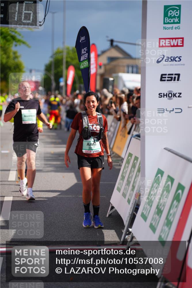 20.09.2026 - PSD Bank Halbmarathon LAZAROV Photography http://msf.ph/oto/10537008 20.09.2026 12:19:16 Ziel 1283, 1997, 2312, 2911, 3290, 3357, 3717, 3720, 4086, 4338 meine-sportfotos.de