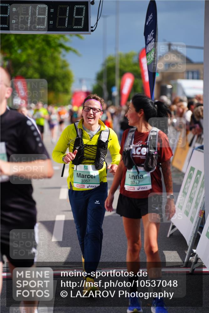 20.09.2026 - PSD Bank Halbmarathon LAZAROV Photography http://msf.ph/oto/10537048 20.09.2026 12:19:19 Ziel 1276, 1283, 1997, 2312, 3290, 3357, 3717, 3720 meine-sportfotos.de