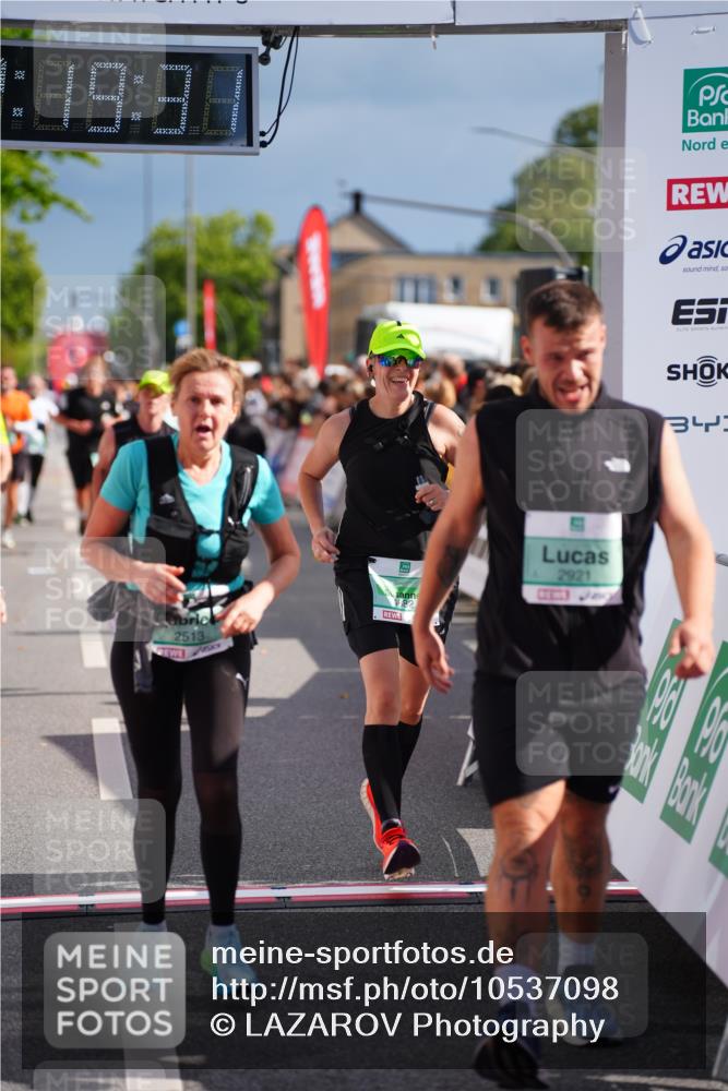 20.09.2026 - PSD Bank Halbmarathon LAZAROV Photography http://msf.ph/oto/10537098 20.09.2026 12:19:30 Ziel 1276, 1461, 2214, 2513, 2921, 4383, 4682 meine-sportfotos.de