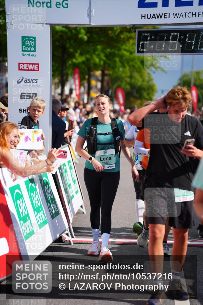 20.09.2026 - PSD Bank Halbmarathon LAZAROV Photography http://msf.ph/oto/10537216 20.09.2026 12:19:39 Ziel 1351, 1877, 2214, 2242, 3581, 3974, 4033, 4726 meine-sportfotos.de