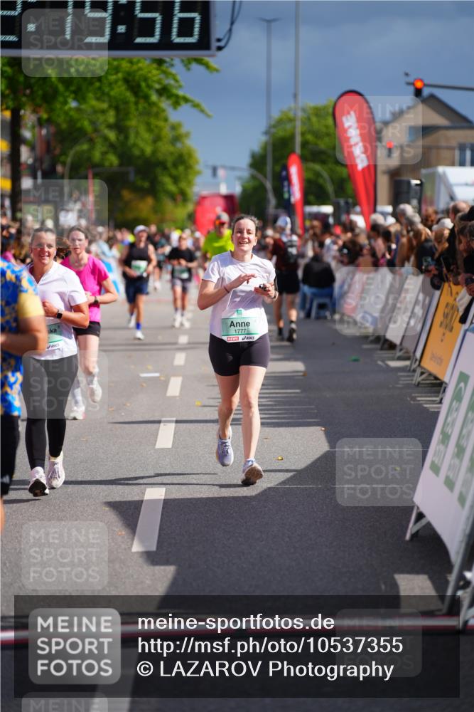 20.09.2026 - PSD Bank Halbmarathon LAZAROV Photography http://msf.ph/oto/10537355 20.09.2026 12:19:55 Ziel 1777, 2436, 2549, 3180, 3288 meine-sportfotos.de