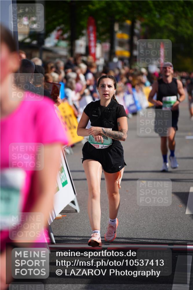 20.09.2026 - PSD Bank Halbmarathon LAZAROV Photography http://msf.ph/oto/10537413 20.09.2026 12:20:02 Ziel 1323, 1777, 2436, 2549, 2787, 3688, 4626 meine-sportfotos.de