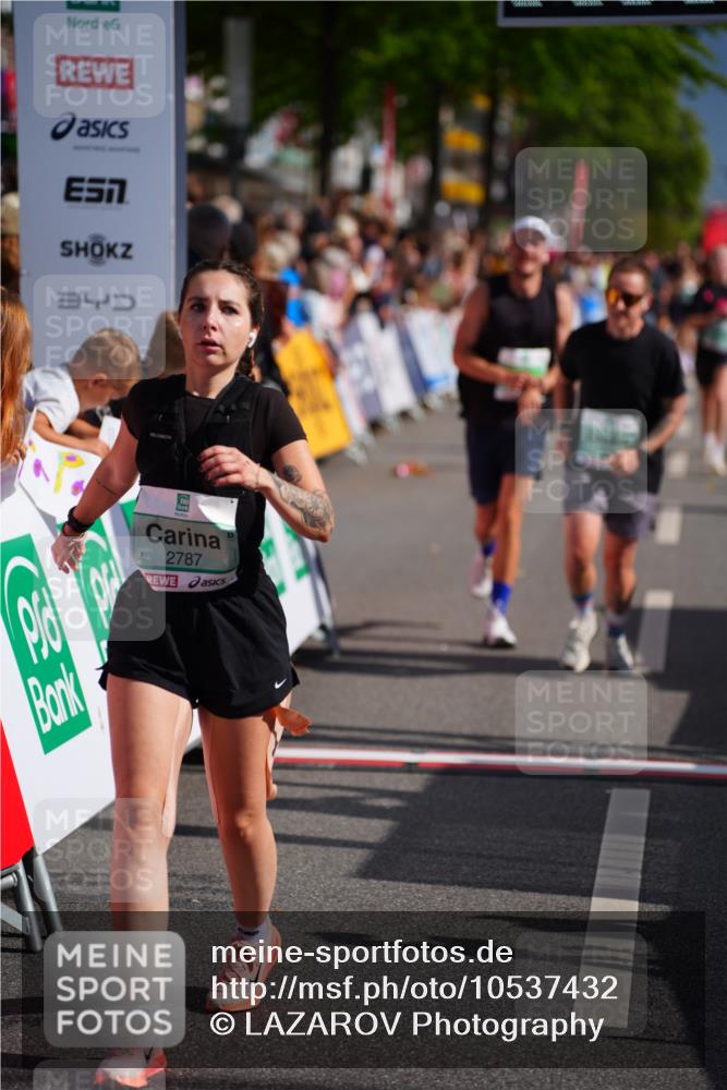 20.09.2026 - PSD Bank Halbmarathon LAZAROV Photography http://msf.ph/oto/10537432 20.09.2026 12:20:04 Ziel 1323, 1777, 2436, 2549, 2787, 3429, 3688, 3735, 4626 meine-sportfotos.de