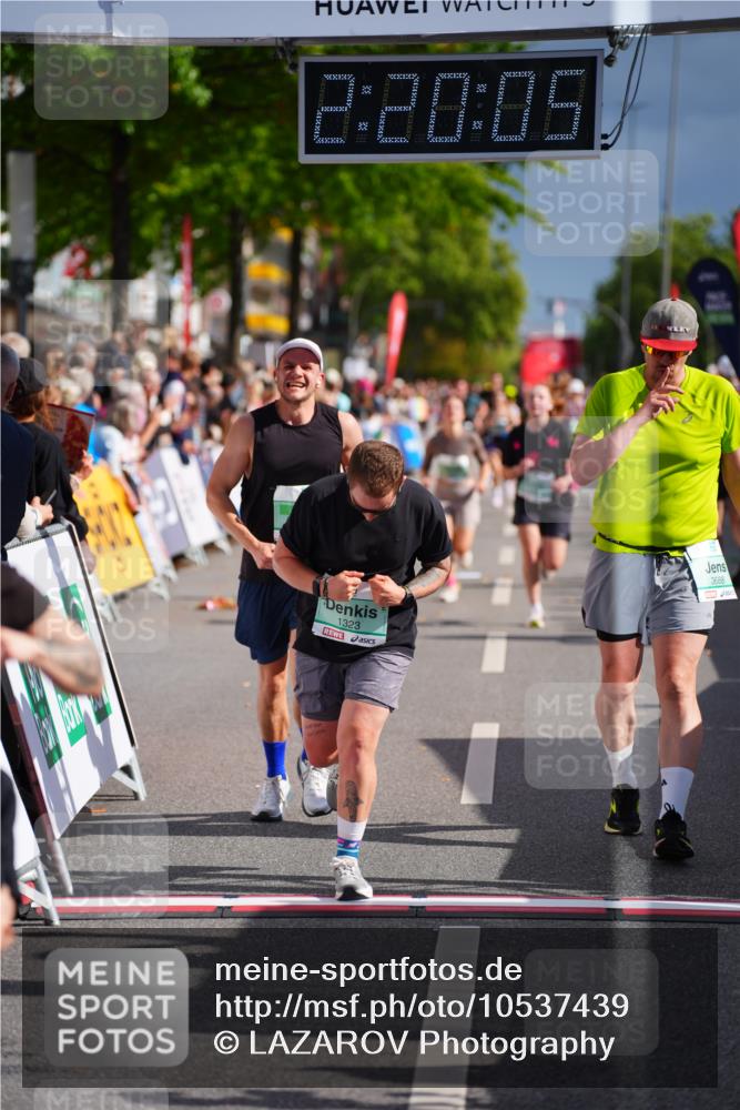 20.09.2026 - PSD Bank Halbmarathon LAZAROV Photography http://msf.ph/oto/10537439 20.09.2026 12:20:04 Ziel 1323, 1777, 2436, 2549, 2787, 3429, 3688, 3735, 4626 meine-sportfotos.de