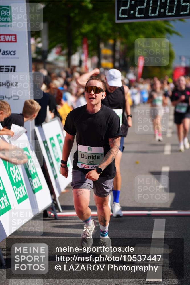 20.09.2026 - PSD Bank Halbmarathon LAZAROV Photography http://msf.ph/oto/10537447 20.09.2026 12:20:05 Ziel 1323, 1777, 2436, 2787, 3429, 3688, 3735, 4626 meine-sportfotos.de