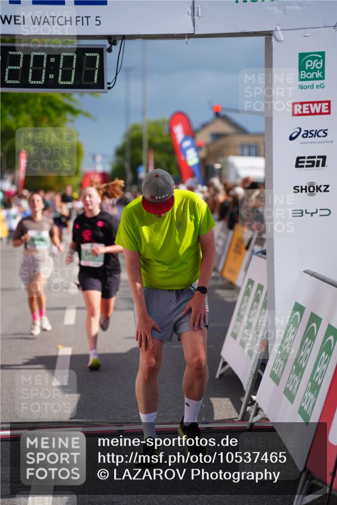 20.09.2026 - PSD Bank Halbmarathon LAZAROV Photography http://msf.ph/oto/10537465 20.09.2026 12:20:06 Ziel 1323, 2436, 2787, 3429, 3688, 3735, 4626 meine-sportfotos.de