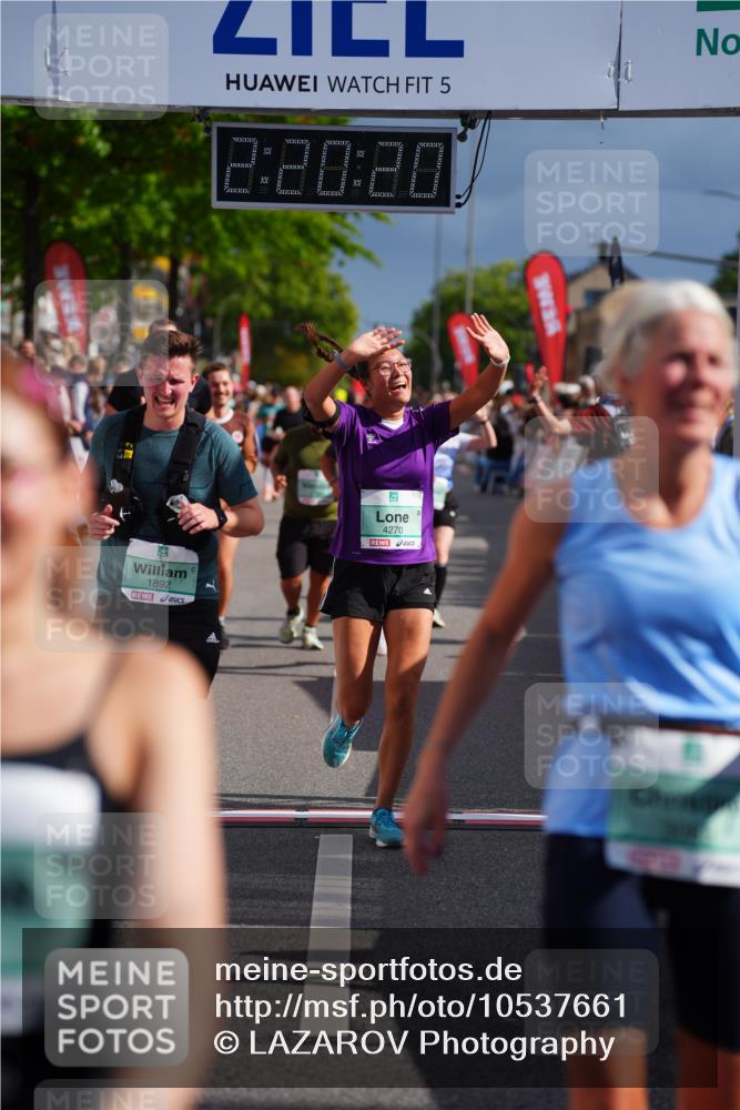 20.09.2026 - PSD Bank Halbmarathon LAZAROV Photography http://msf.ph/oto/10537661 20.09.2026 12:20:19 Ziel 1021, 1261, 1628, 1755, 1892, 2737, 2933, 3085, 4085, 4228, 4270, 4689 meine-sportfotos.de