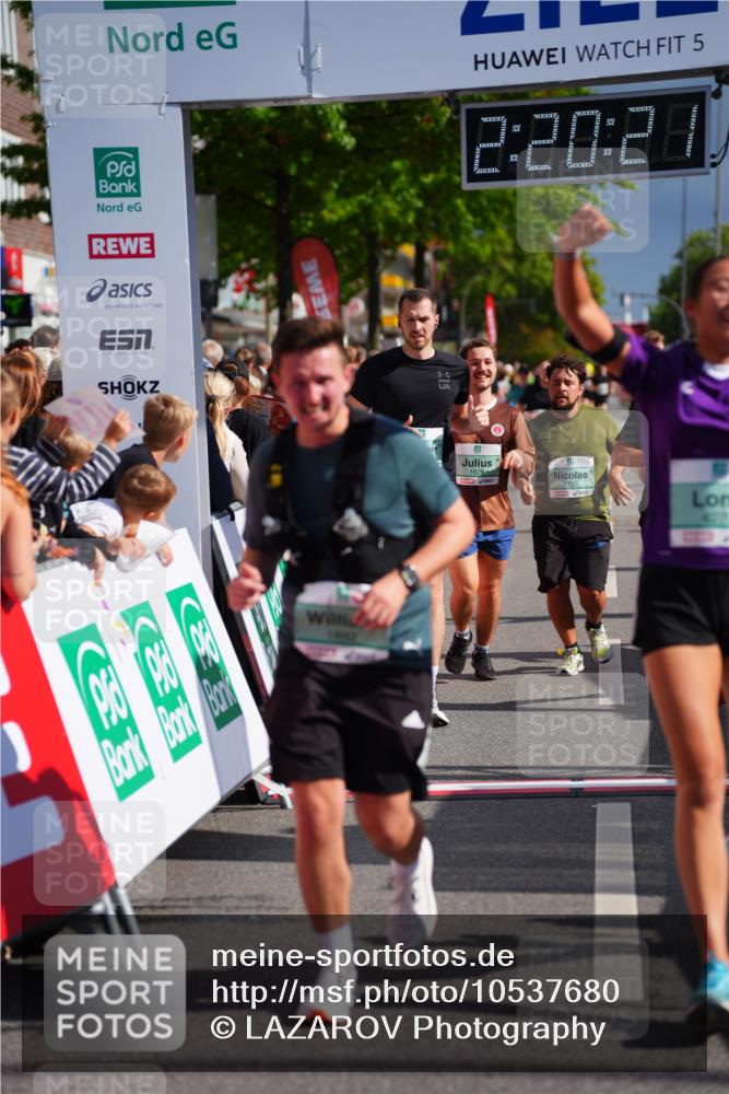 20.09.2026 - PSD Bank Halbmarathon LAZAROV Photography http://msf.ph/oto/10537680 20.09.2026 12:20:20 Ziel 1021, 1261, 1628, 1755, 1892, 2737, 2933, 3085, 4085, 4228, 4270, 4689 meine-sportfotos.de