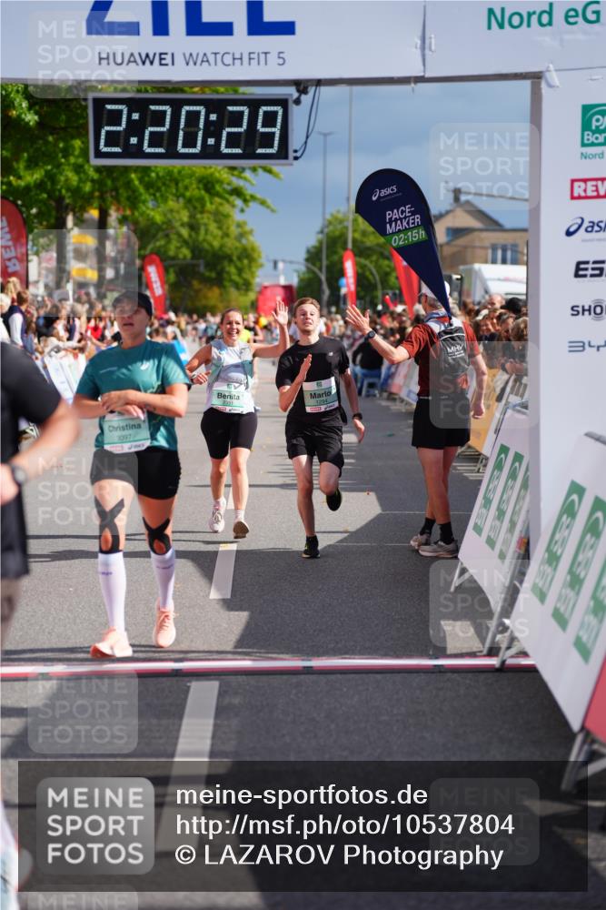 20.09.2026 - PSD Bank Halbmarathon LAZAROV Photography http://msf.ph/oto/10537804 20.09.2026 12:20:28 Ziel 1021, 1261, 1294, 1628, 1755, 2351, 3097, 4228, 4237, 4632 meine-sportfotos.de