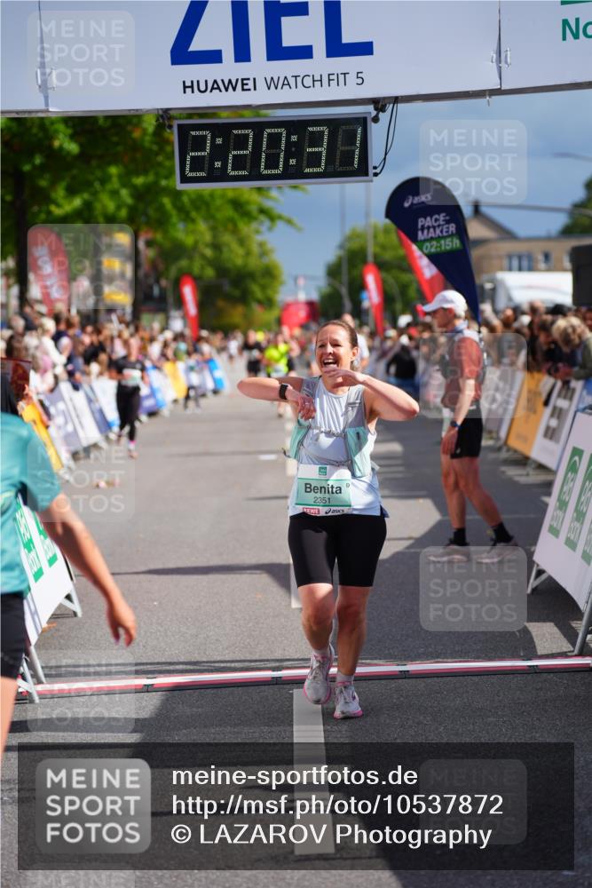 20.09.2026 - PSD Bank Halbmarathon LAZAROV Photography http://msf.ph/oto/10537872 20.09.2026 12:20:31 Ziel 1294, 2351, 3097, 4237, 4632, 4754 meine-sportfotos.de