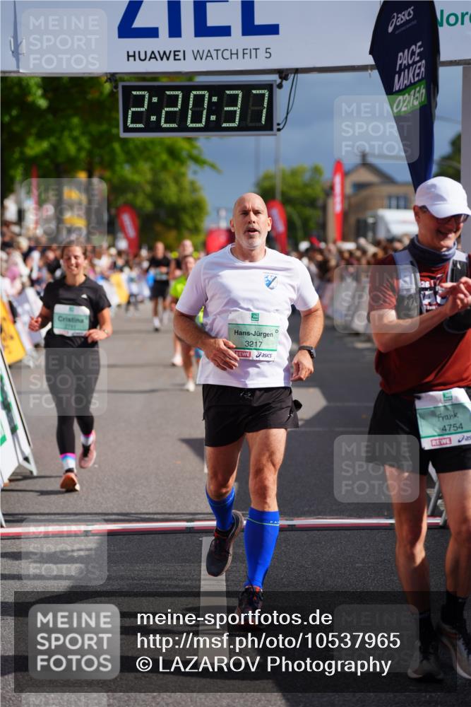 20.09.2026 - PSD Bank Halbmarathon LAZAROV Photography http://msf.ph/oto/10537965 20.09.2026 12:20:37 Ziel 1294, 2351, 2741, 3097, 3217, 4125, 4754 meine-sportfotos.de