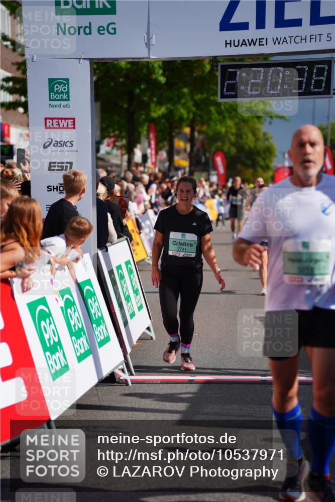 20.09.2026 - PSD Bank Halbmarathon LAZAROV Photography http://msf.ph/oto/10537971 20.09.2026 12:20:38 Ziel 1127, 2351, 2741, 3217, 4125, 4754 meine-sportfotos.de