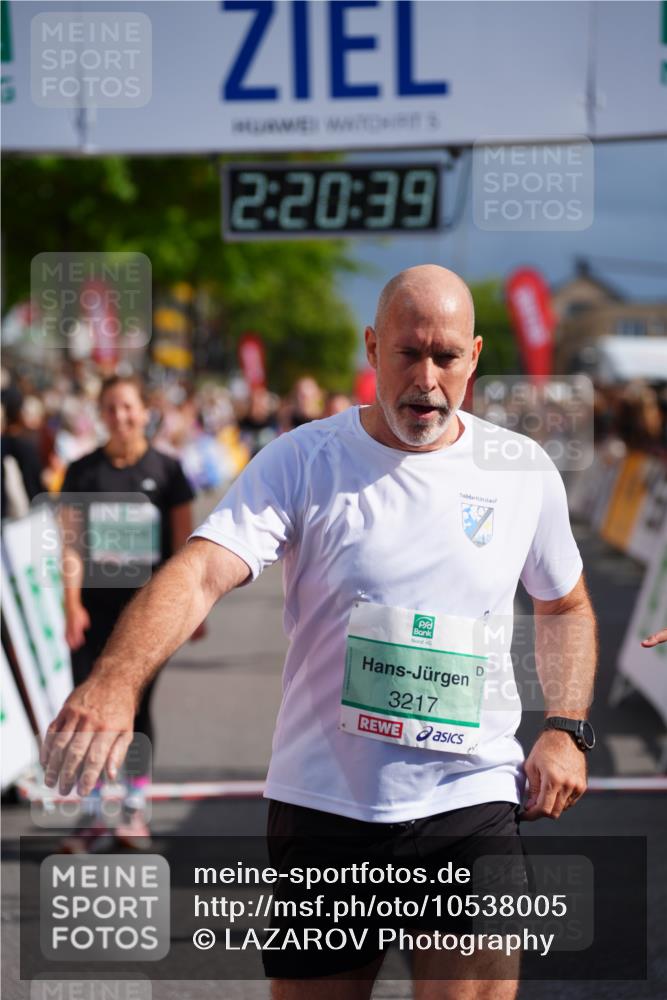 20.09.2026 - PSD Bank Halbmarathon LAZAROV Photography http://msf.ph/oto/10538005 20.09.2026 12:20:39 Ziel 1127, 2741, 3217, 4125, 4754 meine-sportfotos.de