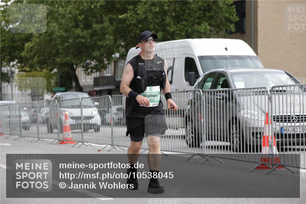 20.09.2026 - PSD Bank Halbmarathon Jannik Wohlers http://msf.ph/oto/10538045 20.09.2026 13:06:35 Laufen 859, 333 meine-sportfotos.de