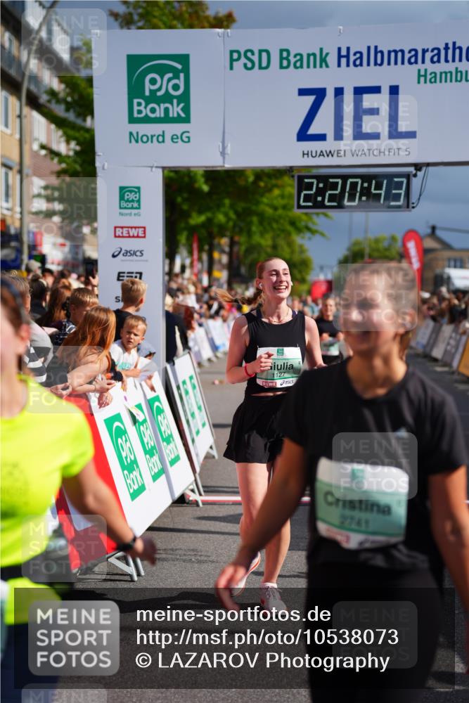 20.09.2026 - PSD Bank Halbmarathon LAZAROV Photography http://msf.ph/oto/10538073 20.09.2026 12:20:43 Ziel 1127, 2305, 2389, 2741, 3217, 3620, 3740, 4125, 4292 meine-sportfotos.de