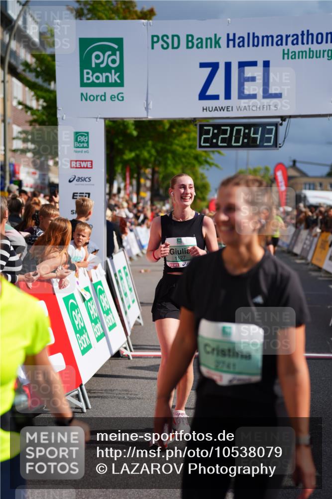 20.09.2026 - PSD Bank Halbmarathon LAZAROV Photography http://msf.ph/oto/10538079 20.09.2026 12:20:43 Ziel 1127, 2305, 2389, 2741, 3217, 3620, 3740, 4125, 4292 meine-sportfotos.de