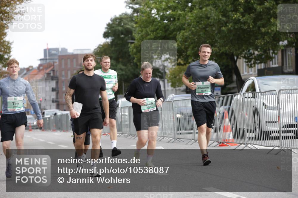 20.09.2026 - PSD Bank Halbmarathon Jannik Wohlers http://msf.ph/oto/10538087 20.09.2026 12:58:49 Laufen 3851, 1972, 1306, 3621, 1034 meine-sportfotos.de