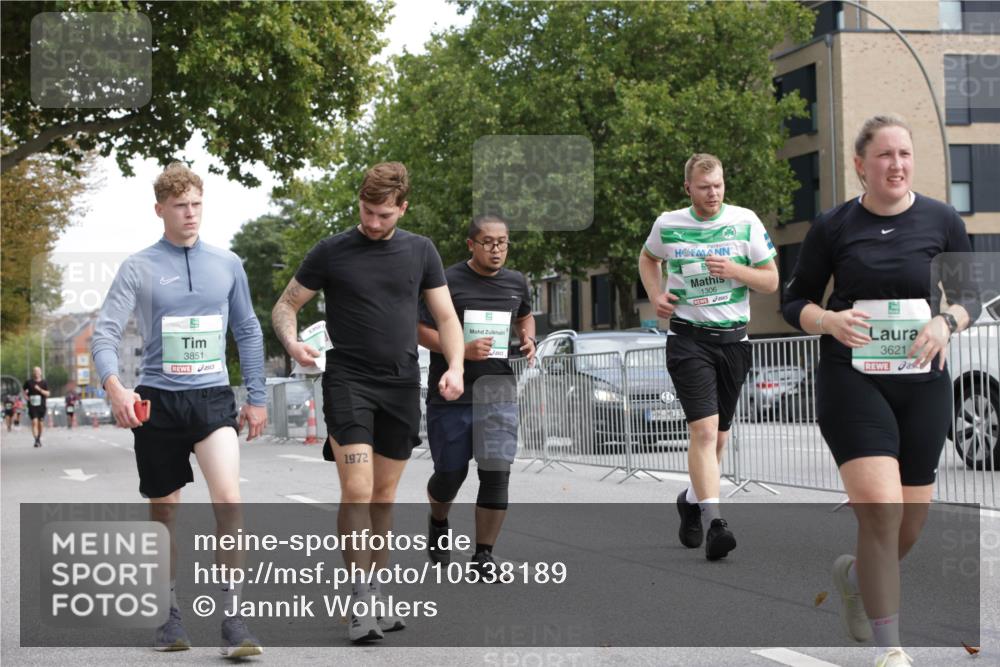 20.09.2026 - PSD Bank Halbmarathon Jannik Wohlers http://msf.ph/oto/10538189 20.09.2026 12:58:55 Laufen 3851, 1972, 1306, 3621 meine-sportfotos.de