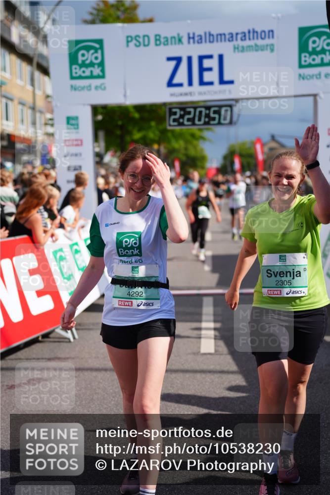 20.09.2026 - PSD Bank Halbmarathon LAZAROV Photography http://msf.ph/oto/10538230 20.09.2026 12:20:50 Ziel 1127, 1331, 2305, 2389, 3102, 3620, 3740, 4292, 4312 meine-sportfotos.de